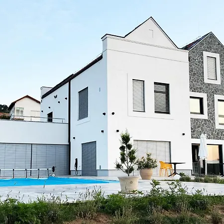Casa Canem 3*